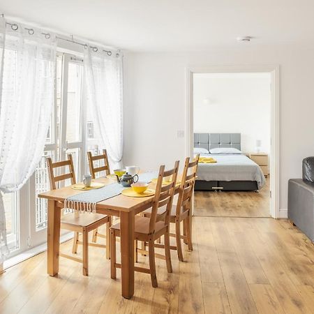 Comfortable And Bright Apartment In Tower Bridge Лондон Экстерьер фото