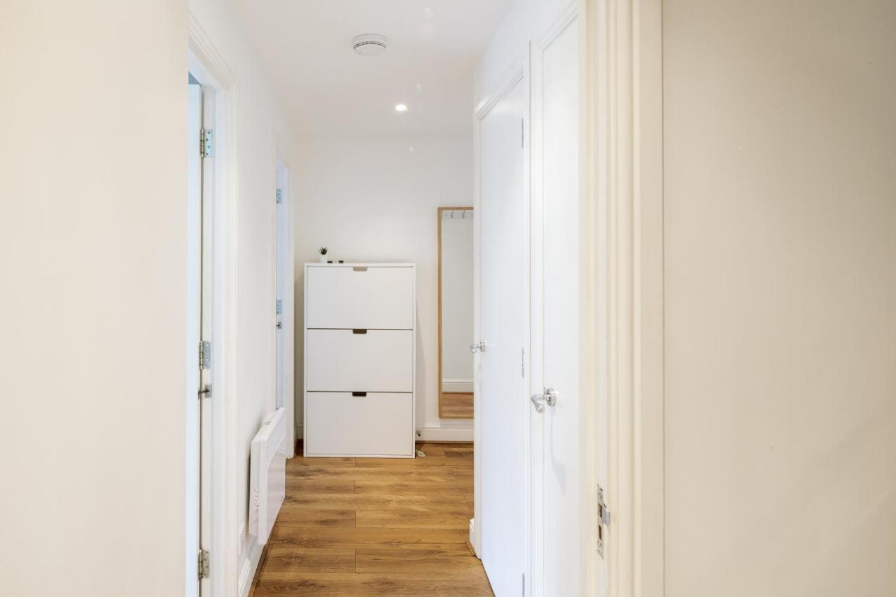 Comfortable And Bright Apartment In Tower Bridge Лондон Экстерьер фото